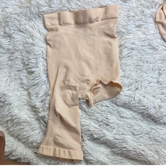 NWOB SKIMS SOLUTION SHORT #1 In Mica - Picture 2 of 2